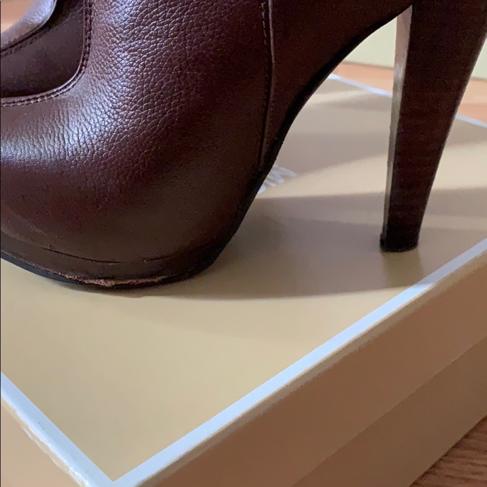 Booties heels - Picture 4 of 4
